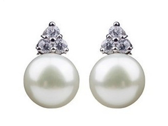 9-10 mm White South Sea Pearl & Diamond Stud