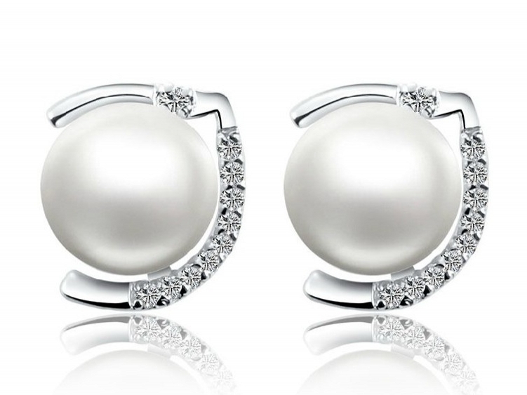 Anastasie South Sea Pearl and Diamond Earrings